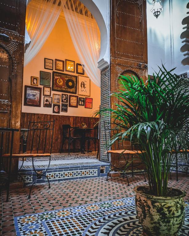 Riad & Cafe culturel BAB EL FAN photo