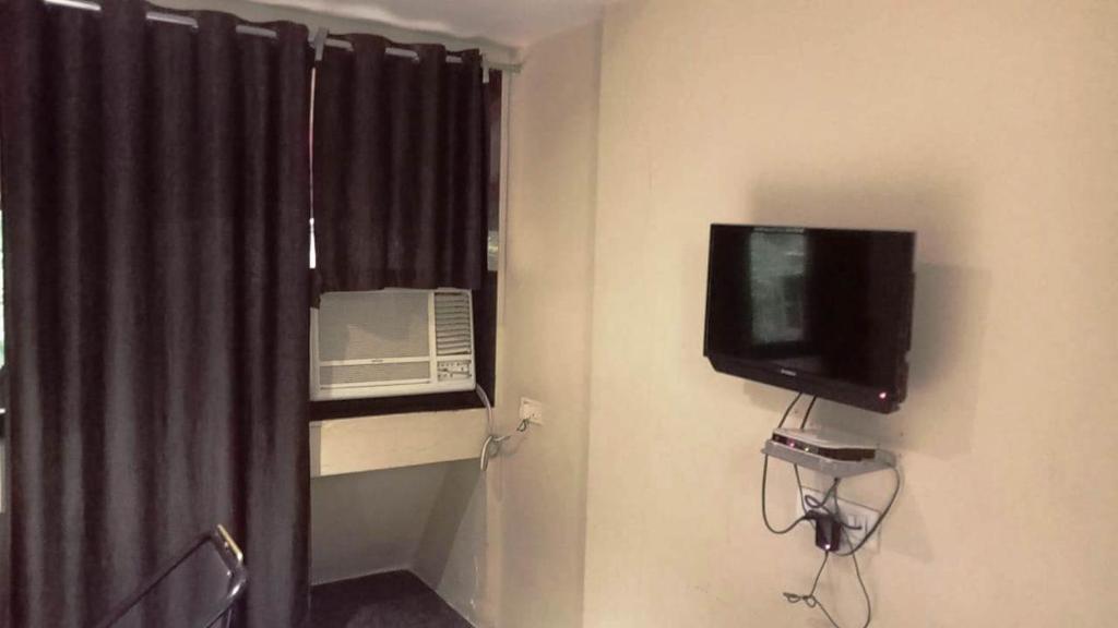 Shubham Lodging&Boarding photo