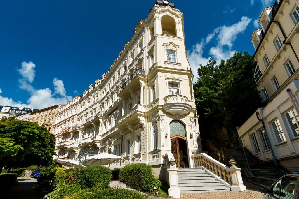 Spa Hotel Anglicky Dvur — Hotel in Karlovy Vary