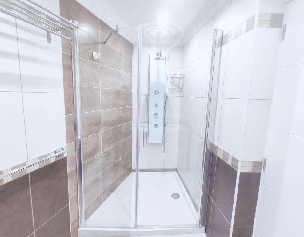 Bonito Apartamento en Parque Santiago 2 - 5