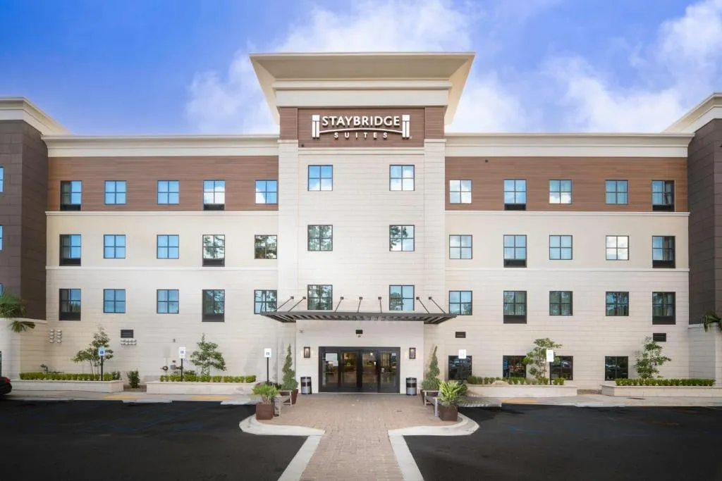 Staybridge Suites - Summerville by IHG，位于萨默维尔的酒店