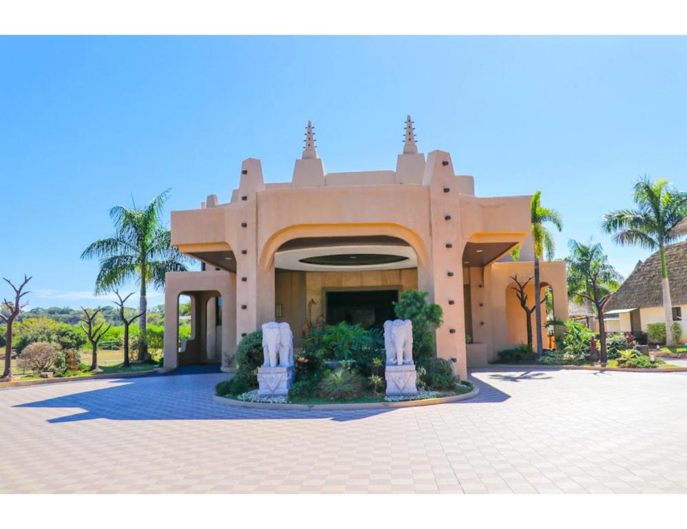 Best Price on Safari Hotel and Villas powered by Cocotel in Ilocos Sur ...