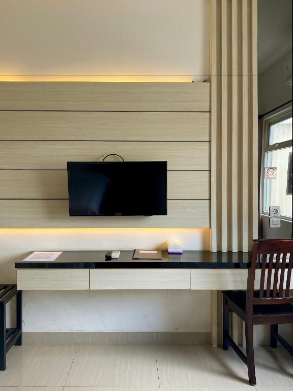 Cempaka Mas Hotel photo
