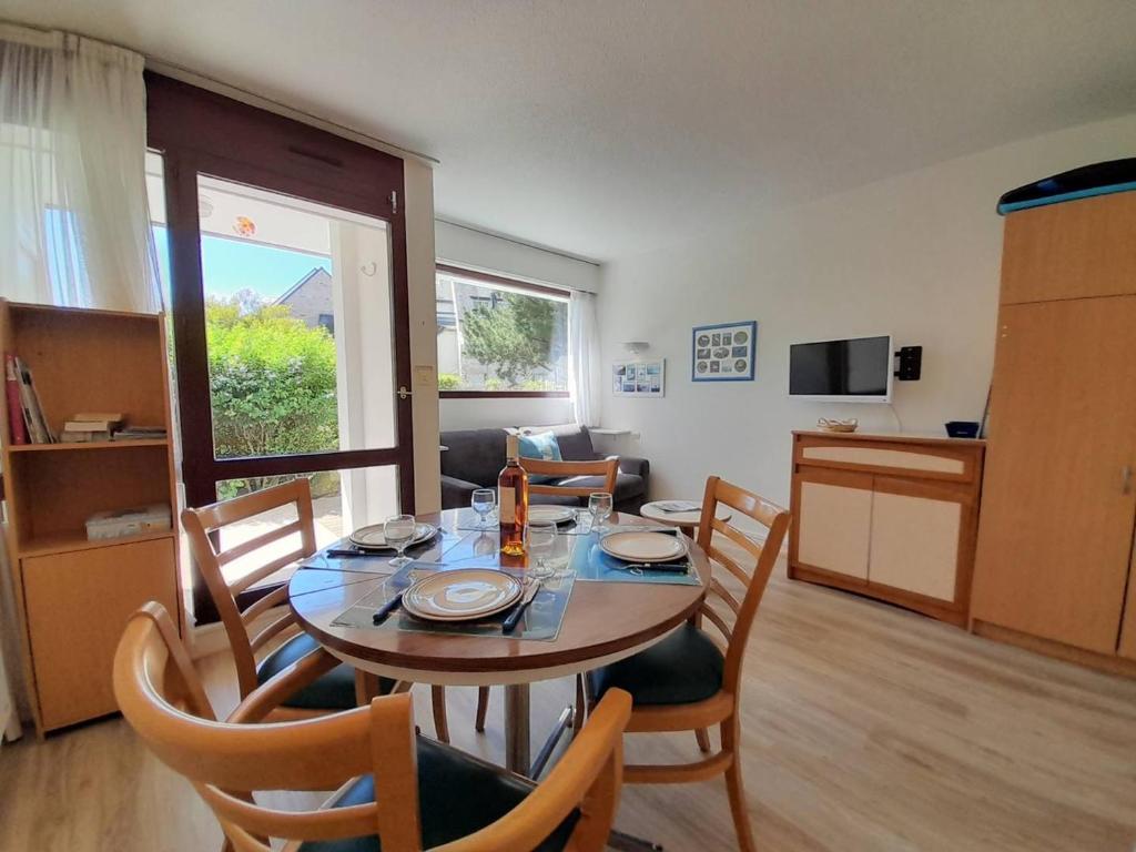 Carnac: Studio Cabine 28m², Piscine, Animaux Acceptés - FR-1-477-186 - 3