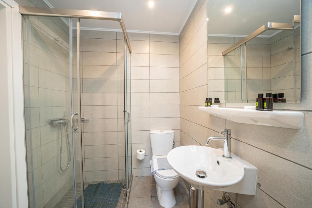 Lorenzo House Apartments photo