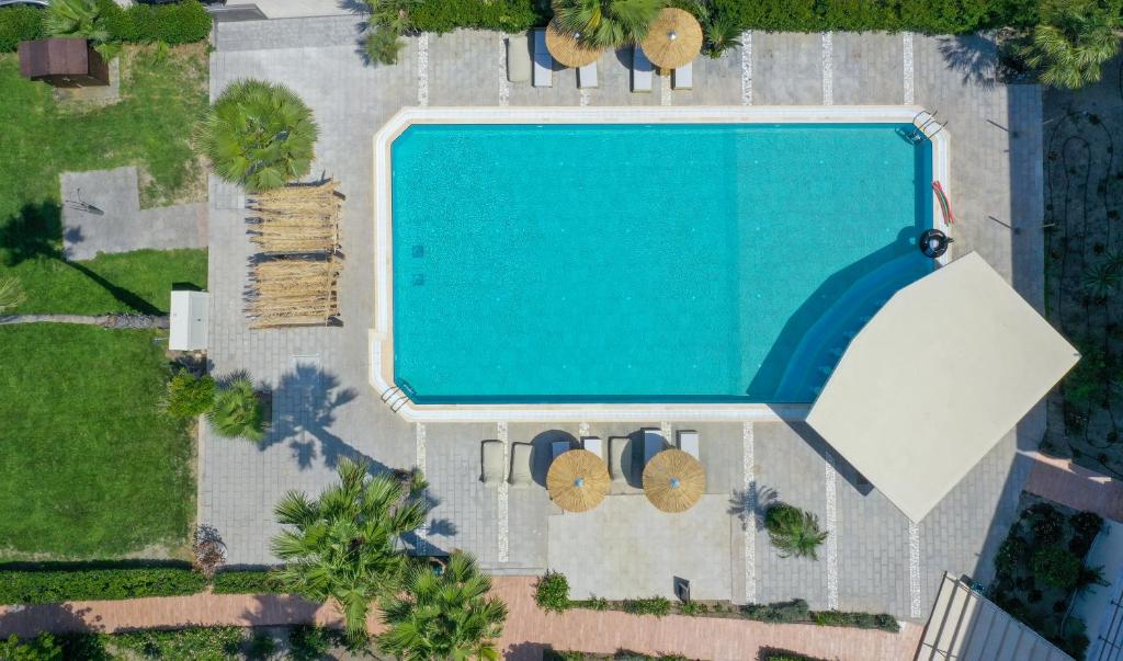 Ixia Dream hotel - Adults only — Basen in Ialissos, Wyspy Egejskie Południowe