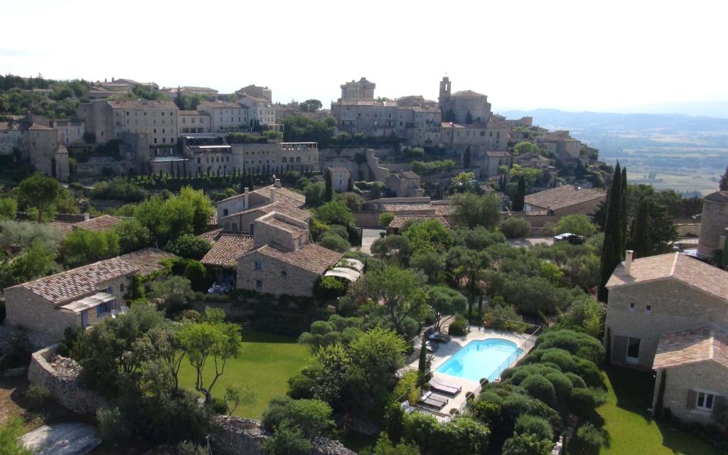 Mas de la Beaume — Hotel in Gordes