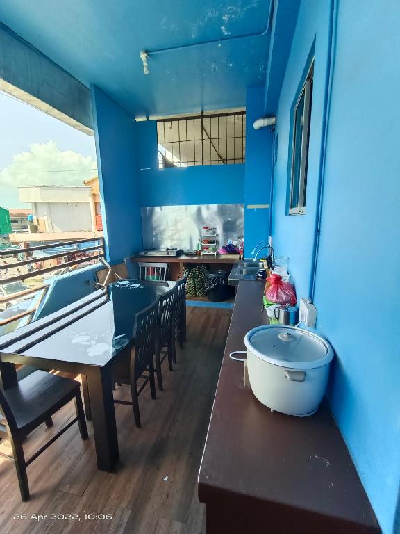 Restaurant, Cow B Homestay Semporna in Semporna