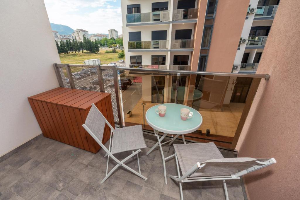 Soho city apartment photo