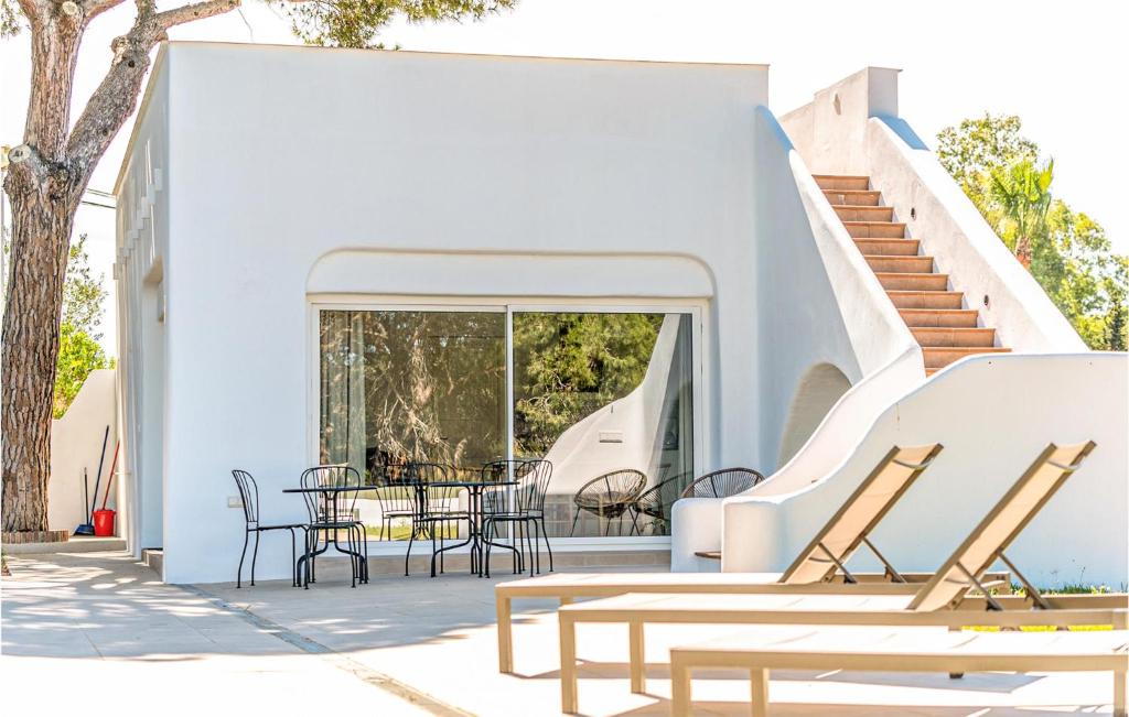 Beautiful Home In Marbella - 3