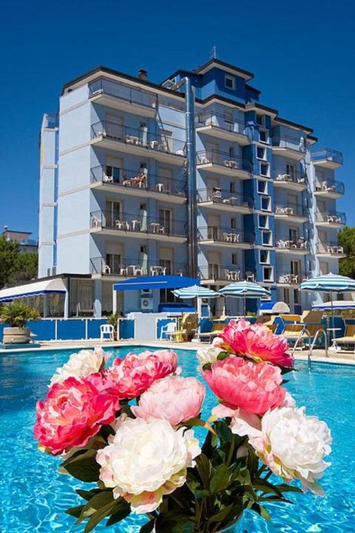 Hotel Jet — Hotel in Lido Di Jesolo