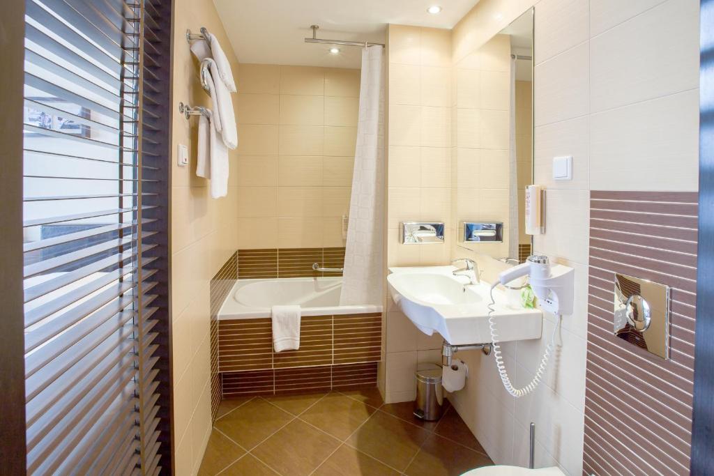 Cơ sở vật chất