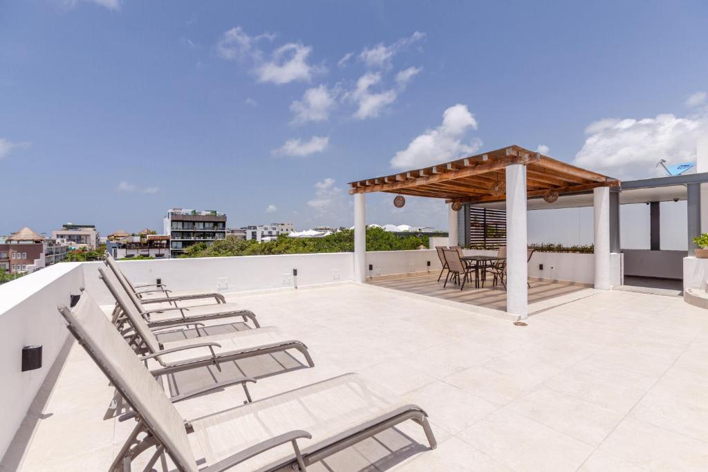 Infinito Condos - 5