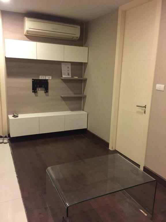 Livat5r1042 photo