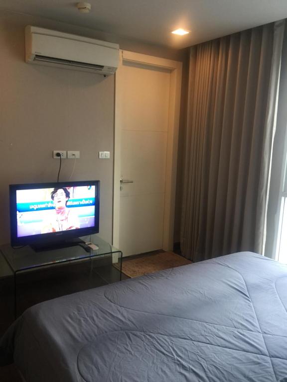 Livat5r1042 photo