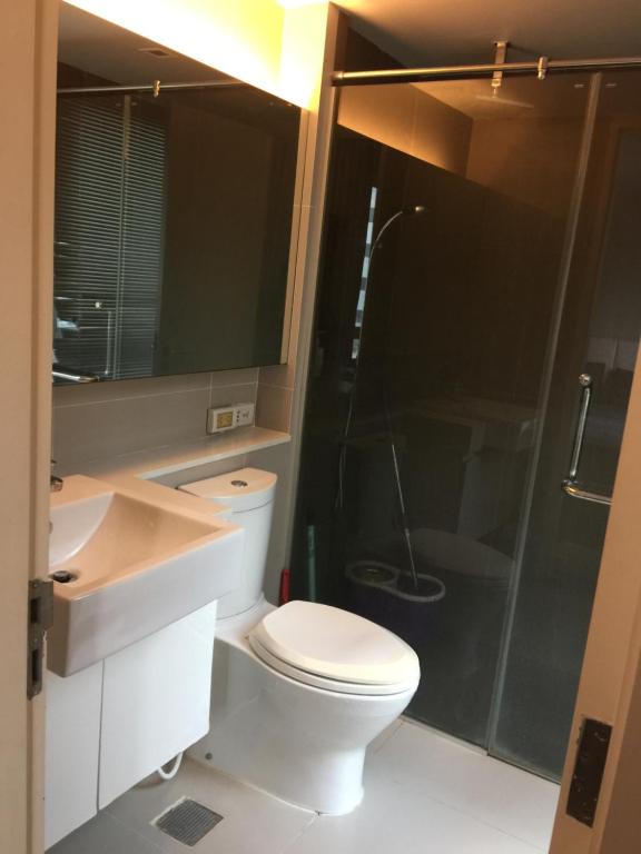 Livat5r1042 photo