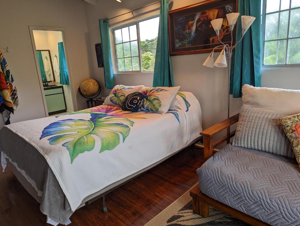 Hilo Luxury Suite — Hotel in Hilo (HI)