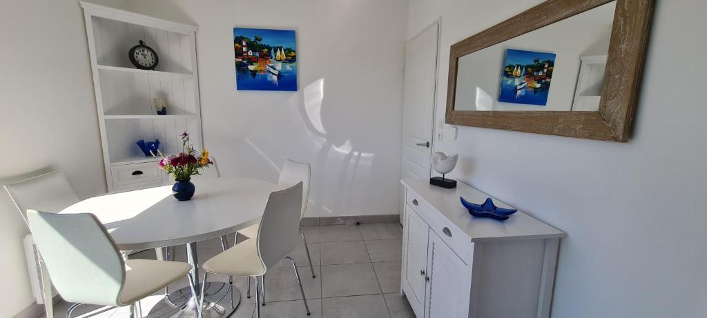 Appartement devant la plage avec piscine - 5