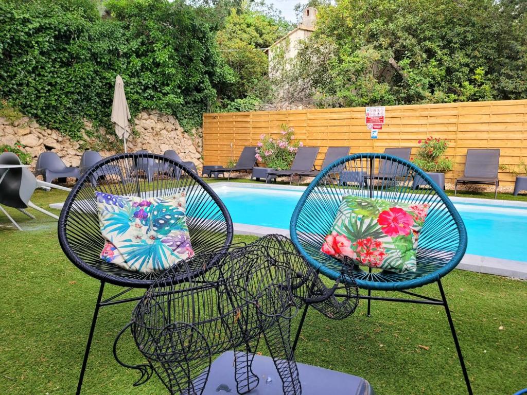 スイミングプール