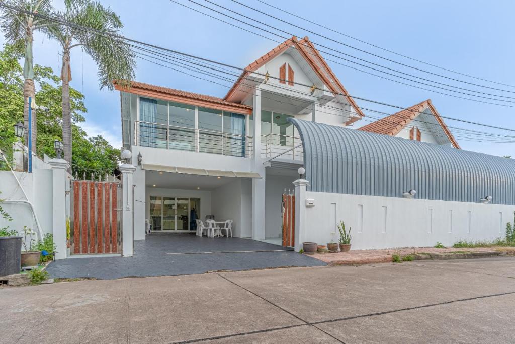 Mew villa 2 pattaya — Hotel in Pattaya