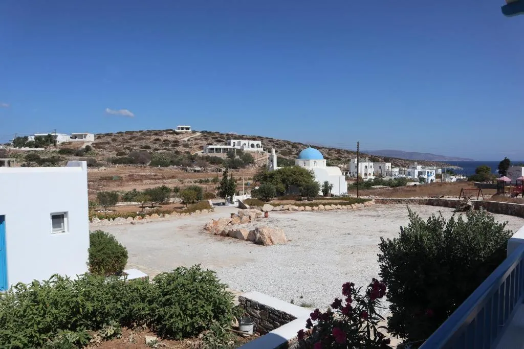 Taxiarchis Studios, hotel en Áyios Yeóryios