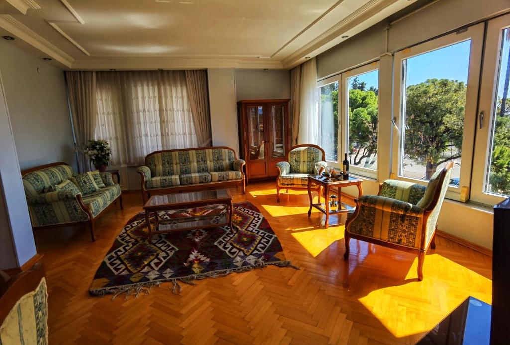Koray Residence photo