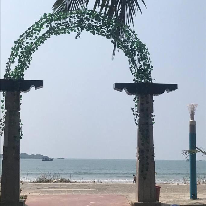 Island View Bunglow photo