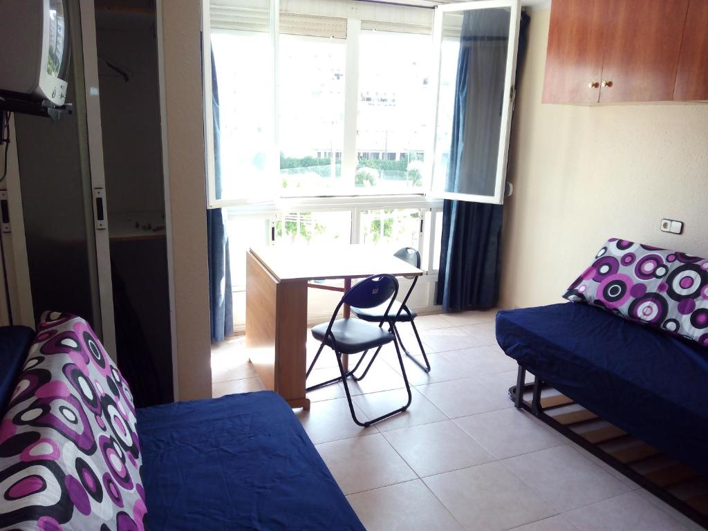 Estudio en La Pineda - 1