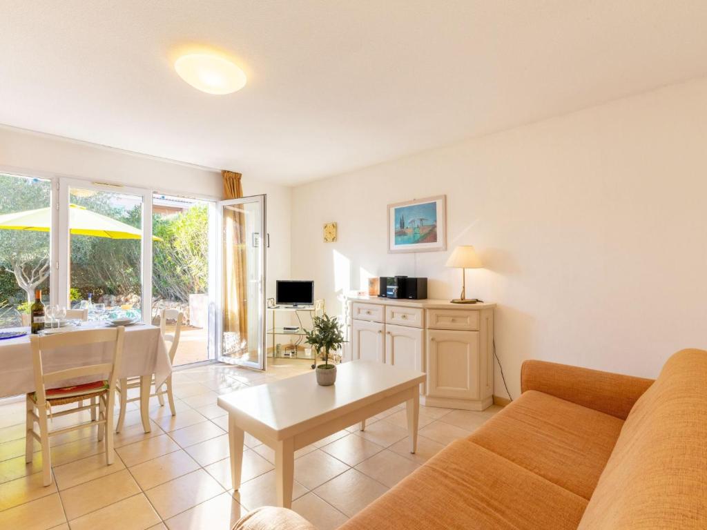 Holiday Home Le Mas d'Esquières 16 by Interhome - 3