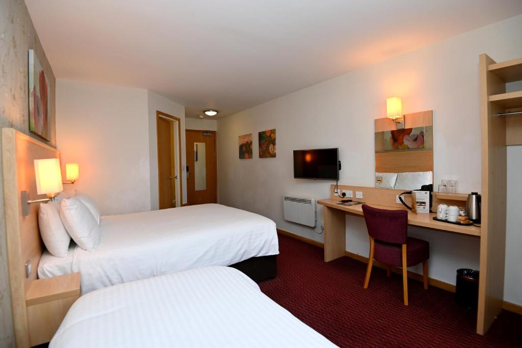 Meadow Farm Redditch by Marstons Inns, Redditch 2024 Updated Prices