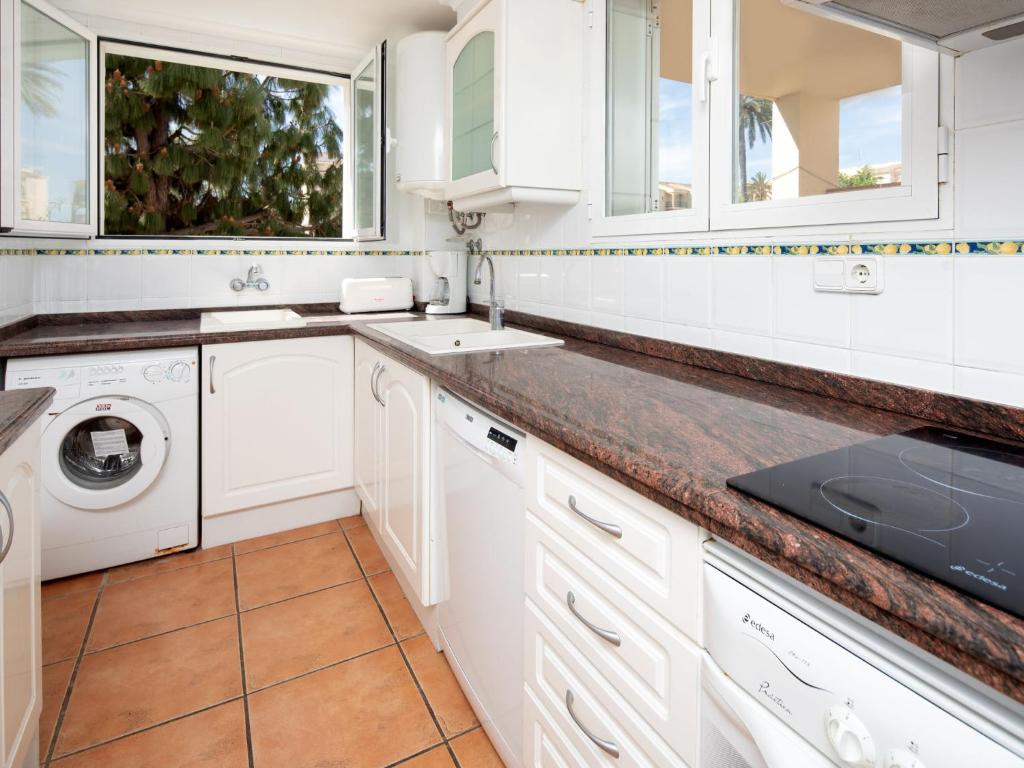 Apartment Los Aticos by Interhome - 5