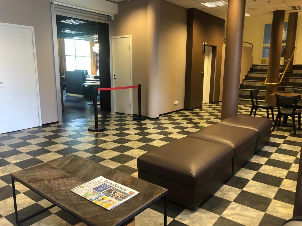 West Side Hotel photo