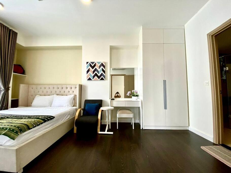 Biggest and luxurious 3brs Rivergate Residence