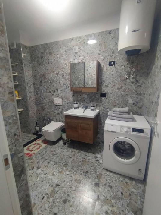 #1 Modern 1BR with Balcony in Up-and-Coming Hip Area photo