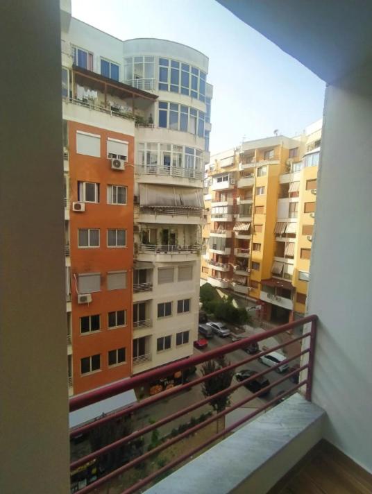 #1 Modern 1BR with Balcony in Up-and-Coming Hip Area photo