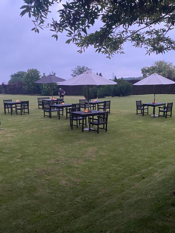 Rowley Manor photo