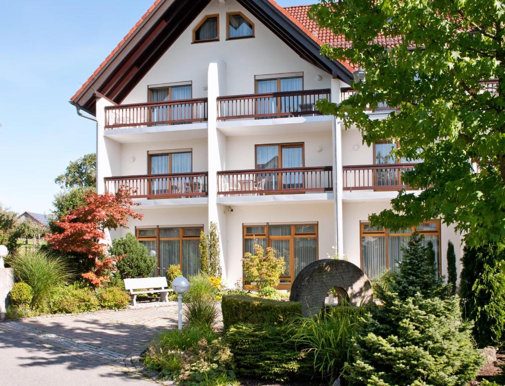 Hotel Waldhorn photo
