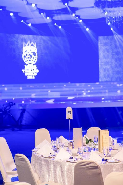 غرفة الاجتماعات/الاحتفالات