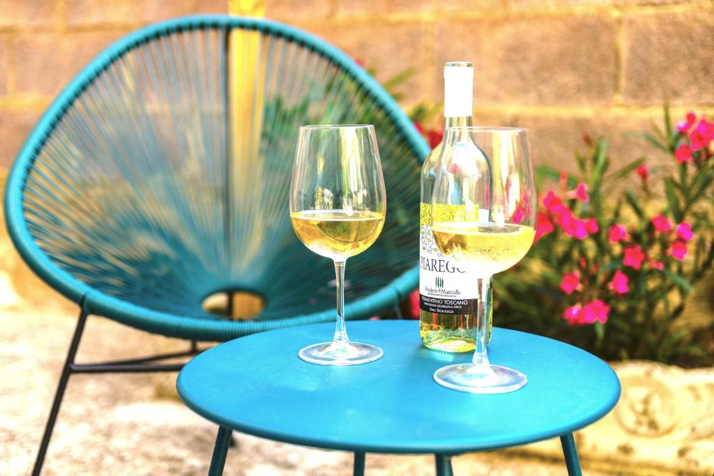 Hostly - The Urban Garden House - 3 Bedrooms, Garden, Great Location!, Pisa