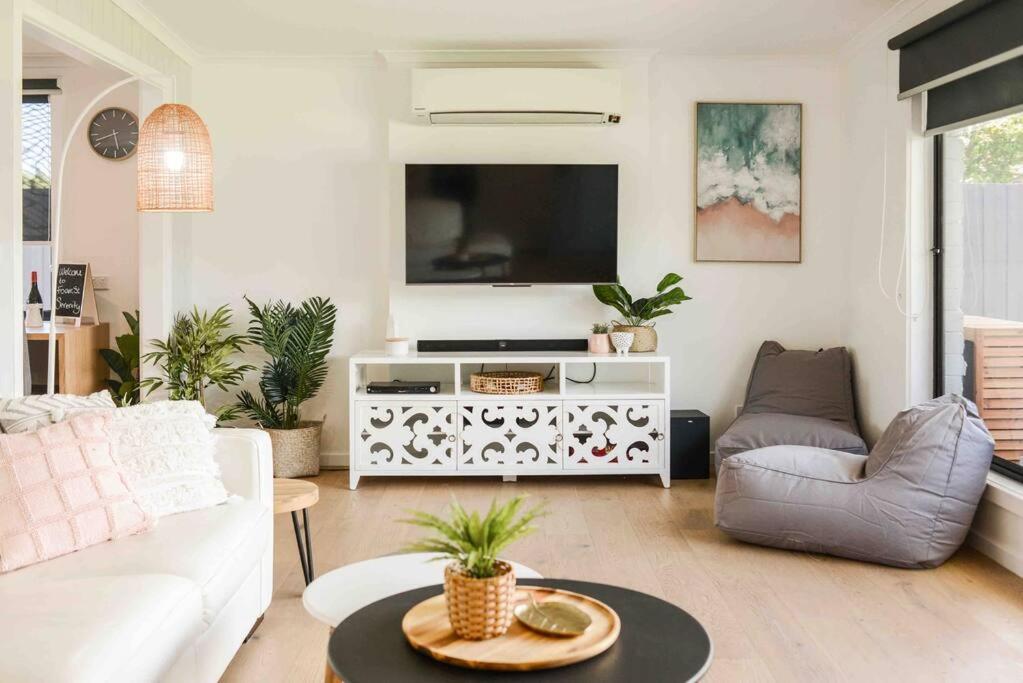 Foam St Serenity, Rosebud