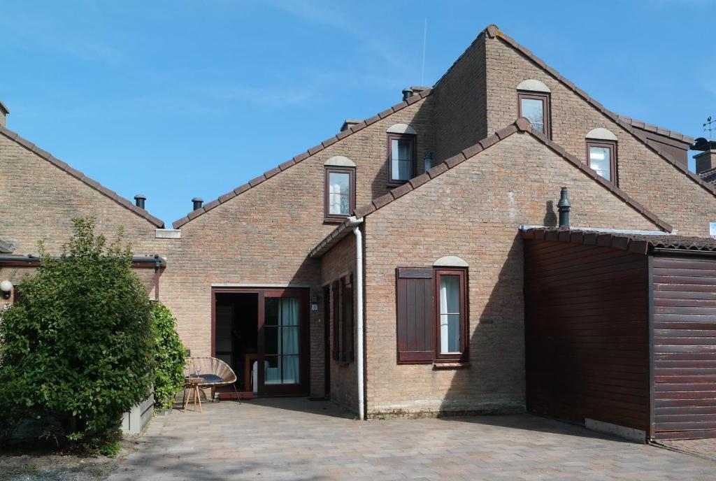 Strandgeluk, Joost de Moorstraat 6, Cadzand
