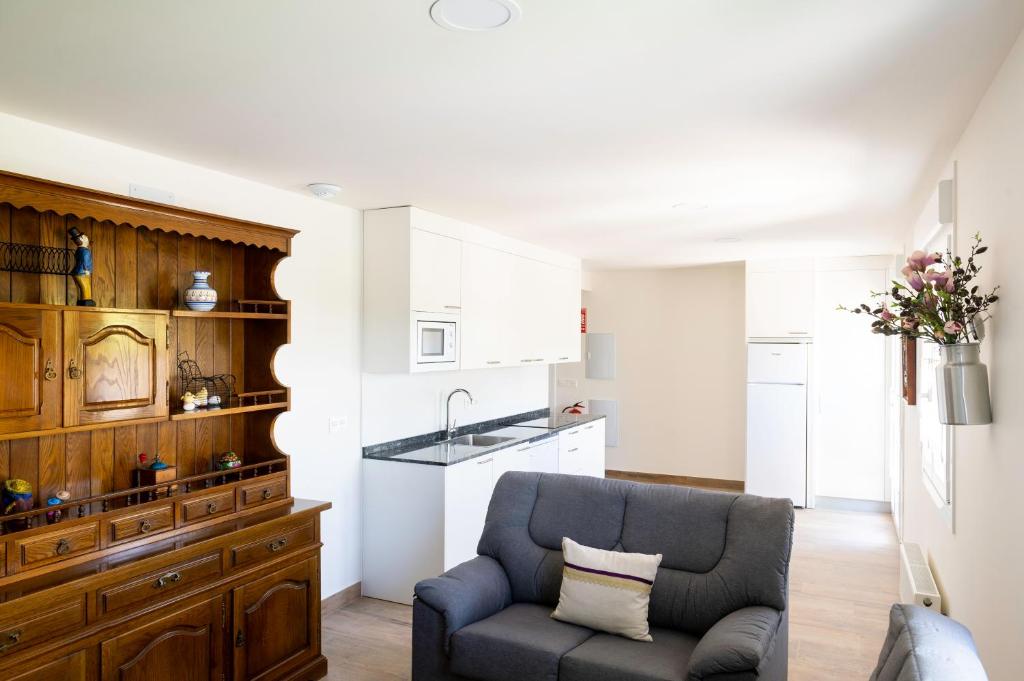 3. Apartame..
