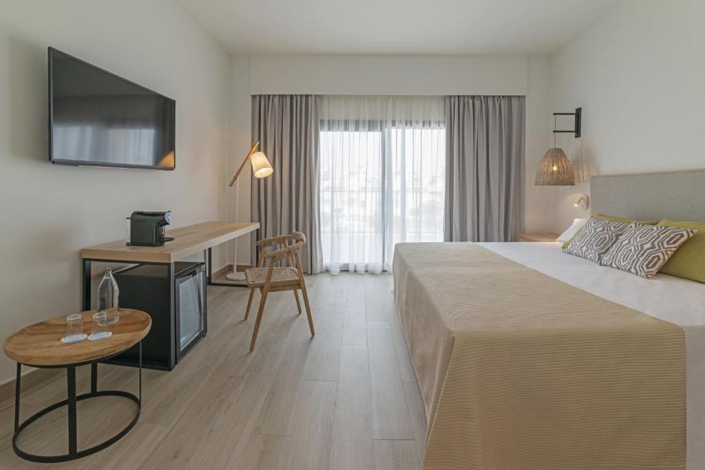 Cabogata Beach Hotel photo