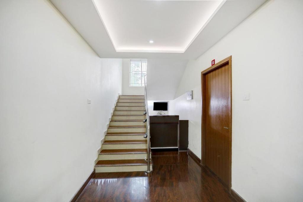 Kadavil Suites Rooms and Apartments Edappally photo