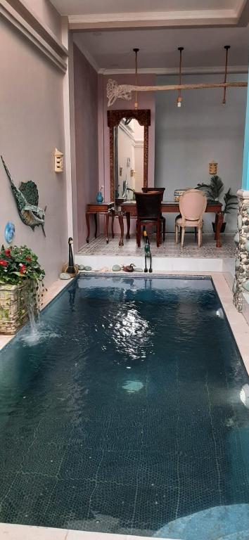 Most Bali Malioboro Villa, Yogyakarta Most Bali Malioboro Villa, Yogyakarta – Vila Eksotis dengan Nuansa Tropis