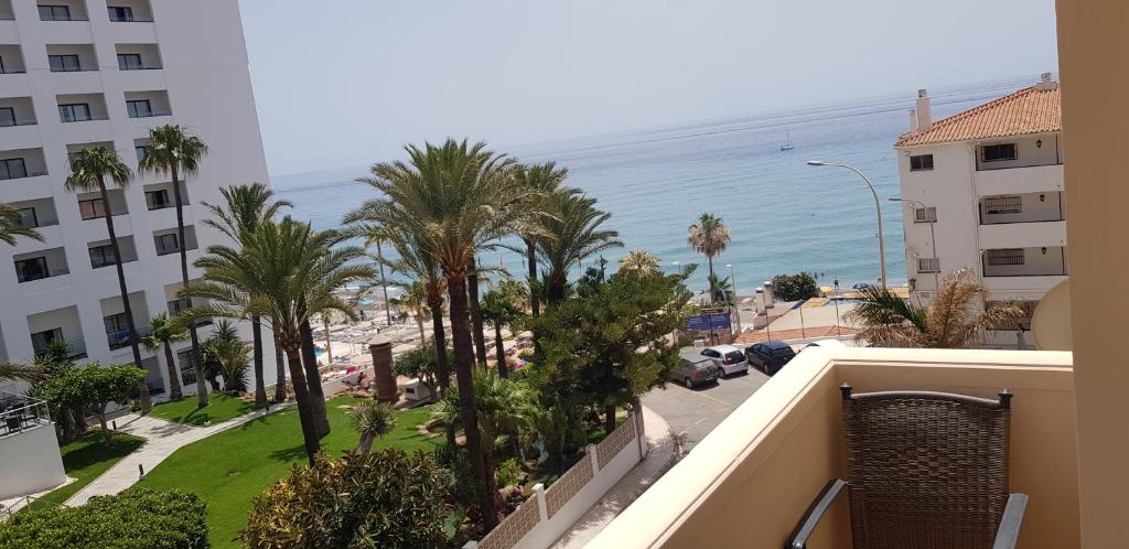APARTAMENTO RIVAS, JUNTO a LA PLAYA TORRECILLA NERJA - 2