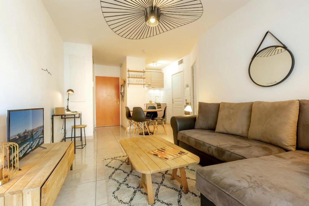37 m2 With Terrace Near Velodrome photo