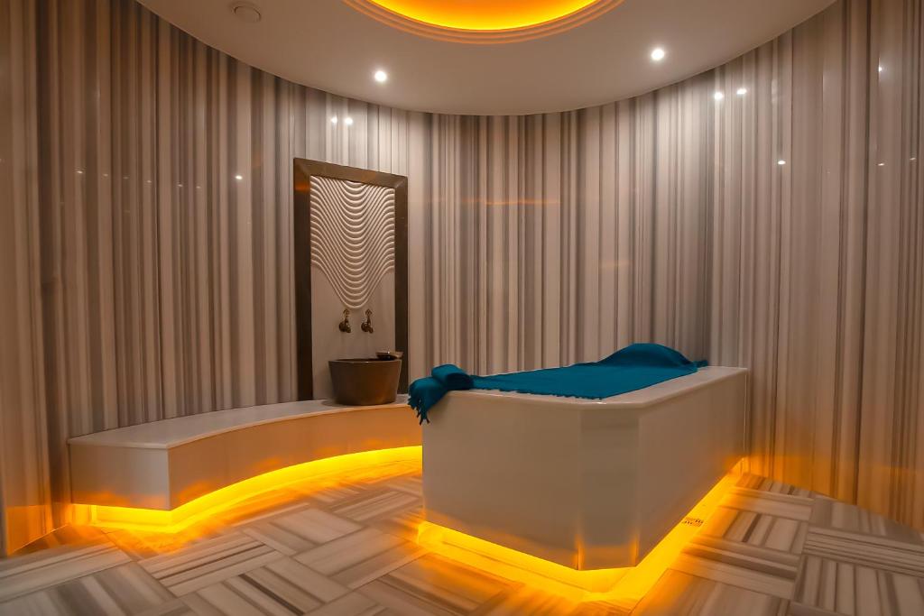 Steamroom