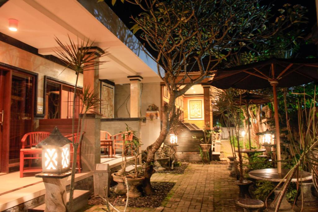 Kubu Nusa Bungalow photo