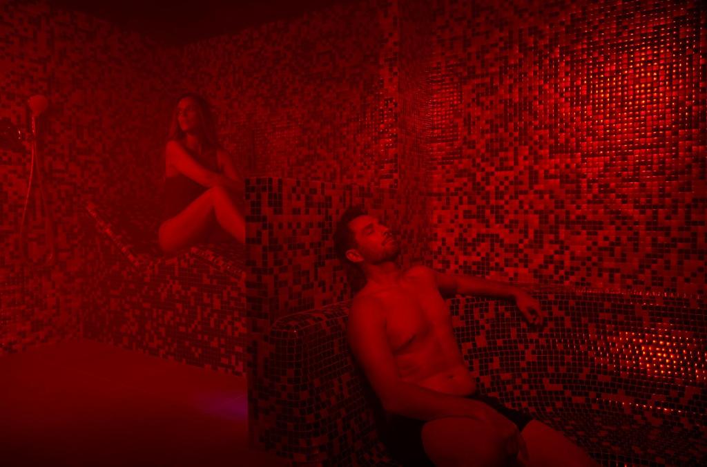 Steamroom